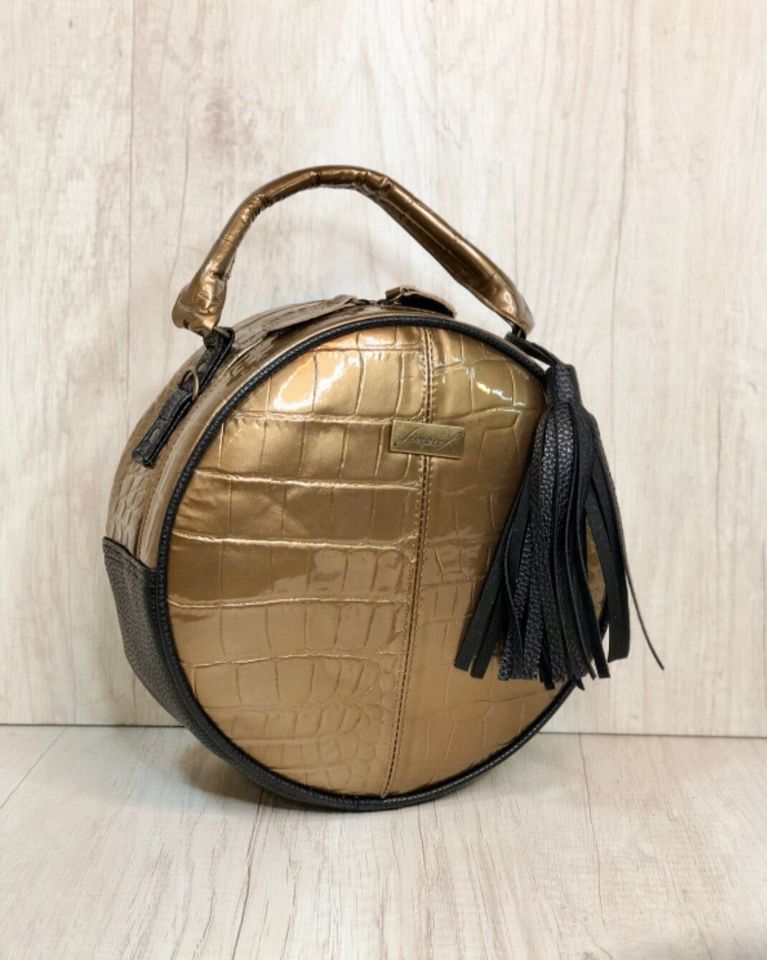 Canteen Style leather bag